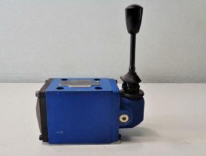 Buy cheap R900589912 4WMM10C31/F 4WMM10C3X/F Rexroth Hydraulic Valves product
