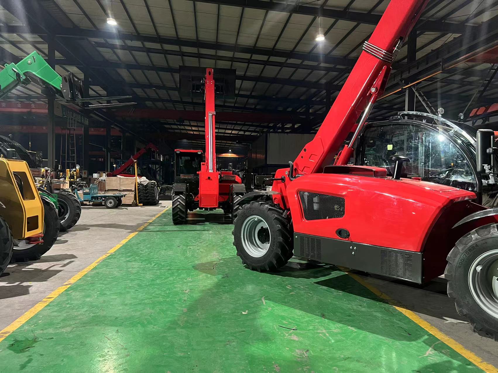 3-5 Ton Diesel Forklift with 7m Telescopic Handler and USA Cummins EPA T4F Engine