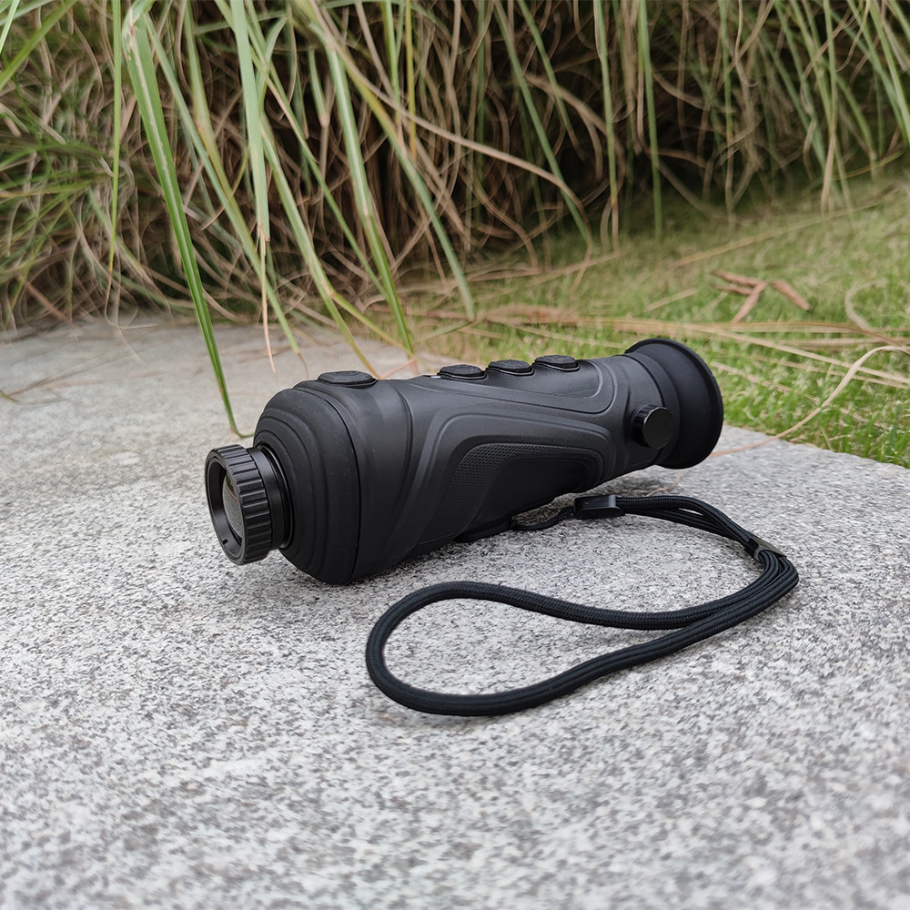 Thermal Imaging Monocular Scope TM1 Night Vision Devices Short Range With Handheld