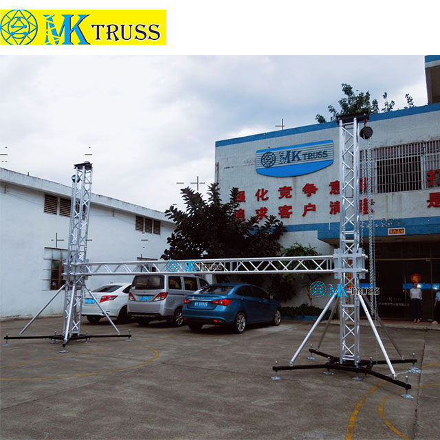 Customized Speaker Truss System with Fashion Style 9M Length and 15-18 Degree Hardness