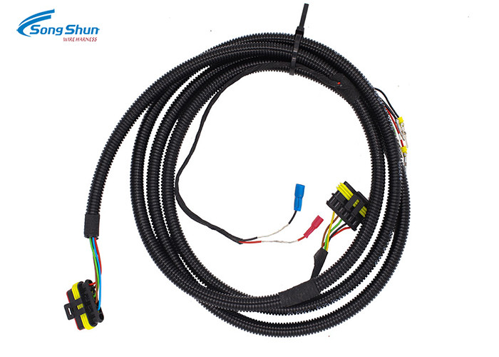 0.75mm2 Automotive Wiring Harness 6PIN Waterproof Connector For Welding Machine