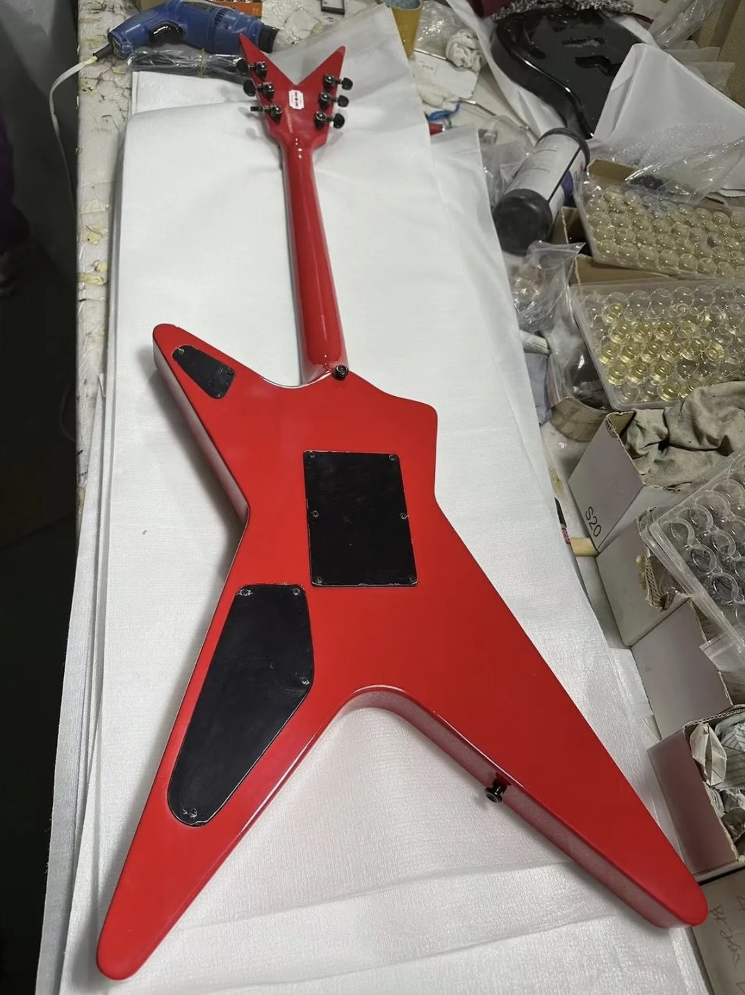 Factory Customized dean dimebag Electric Guitar Rose Wood Fingerboard High Quality