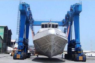 Yello Blue Rubber Tyred Gantry Crane For Boat Yacht Handling Electric Motors