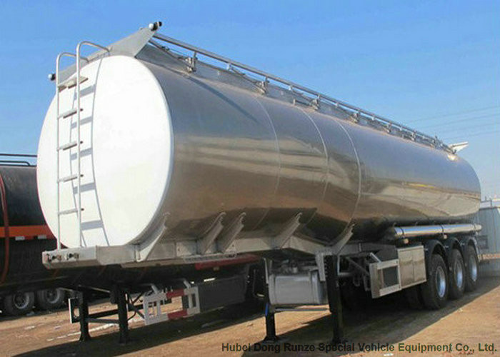 Carbon Steel Oil Transport Tank Trailer Tri Axle Heavy Capacity 30000L-45000L
