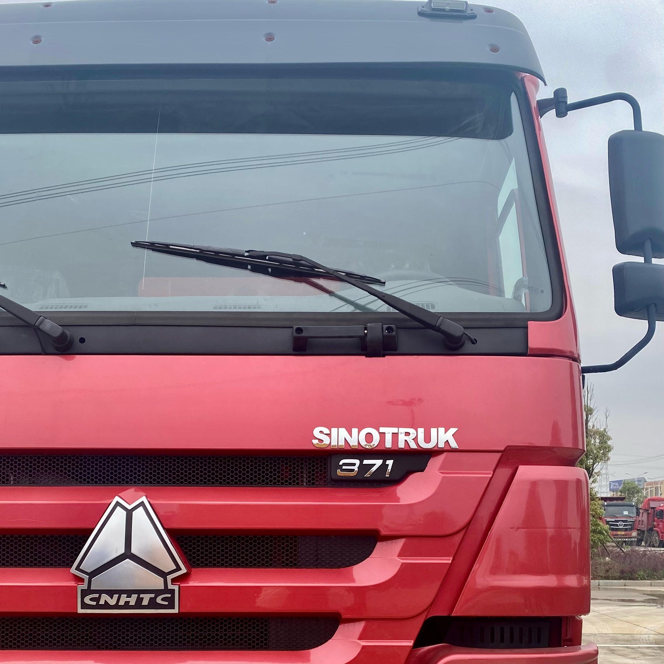 Medium Truck Howo 371 Mining Dump Truck 30 Ton Sinotruck Howo 10 Tires 6X4 371HP