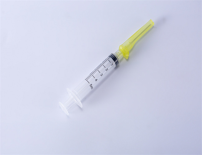 Sterile Medical Disposable Safety Syringe With Safety Needle 16G-30G FDA51K