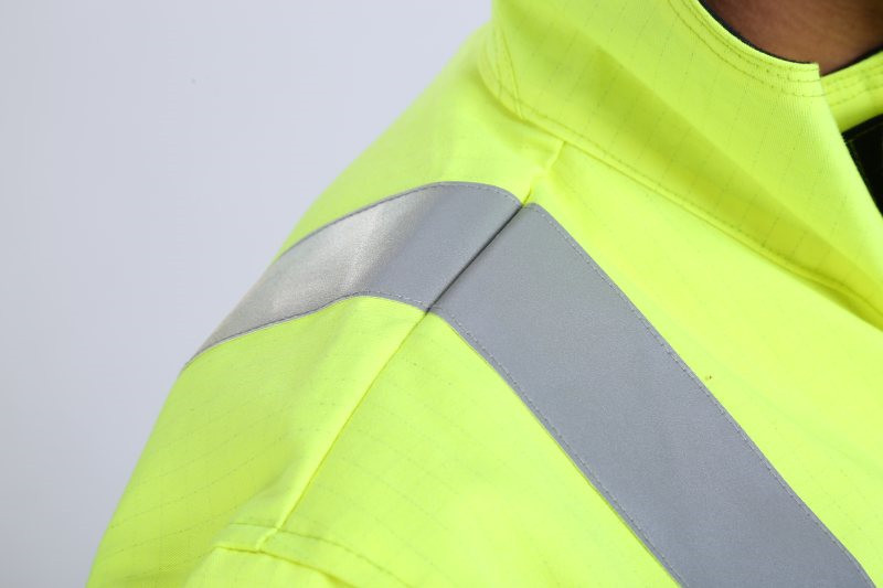 Hivis Flame Retardant Overall , IEC61482 Electrical Arc Resistant Coverall For Mining Industry
