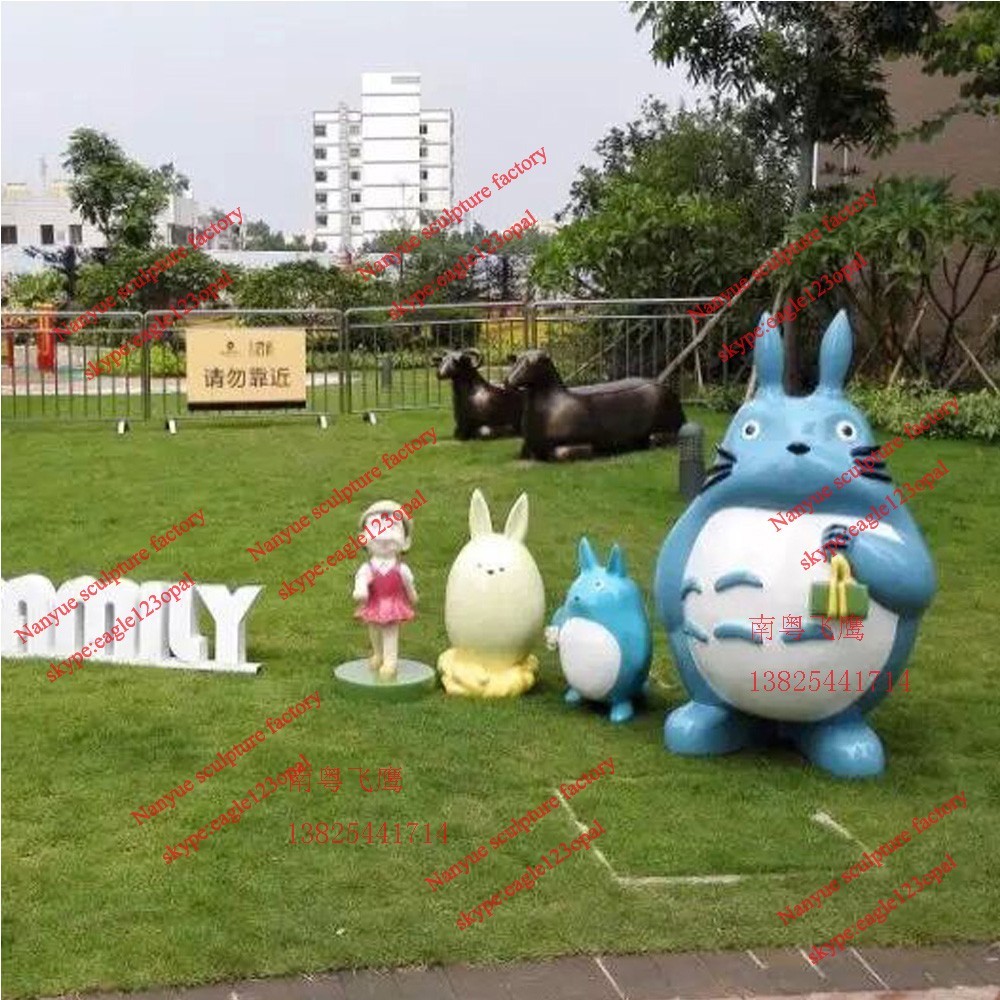 life size comic theme cartoon statue totoro character statue for garden/ plaza/ shopping mall deco