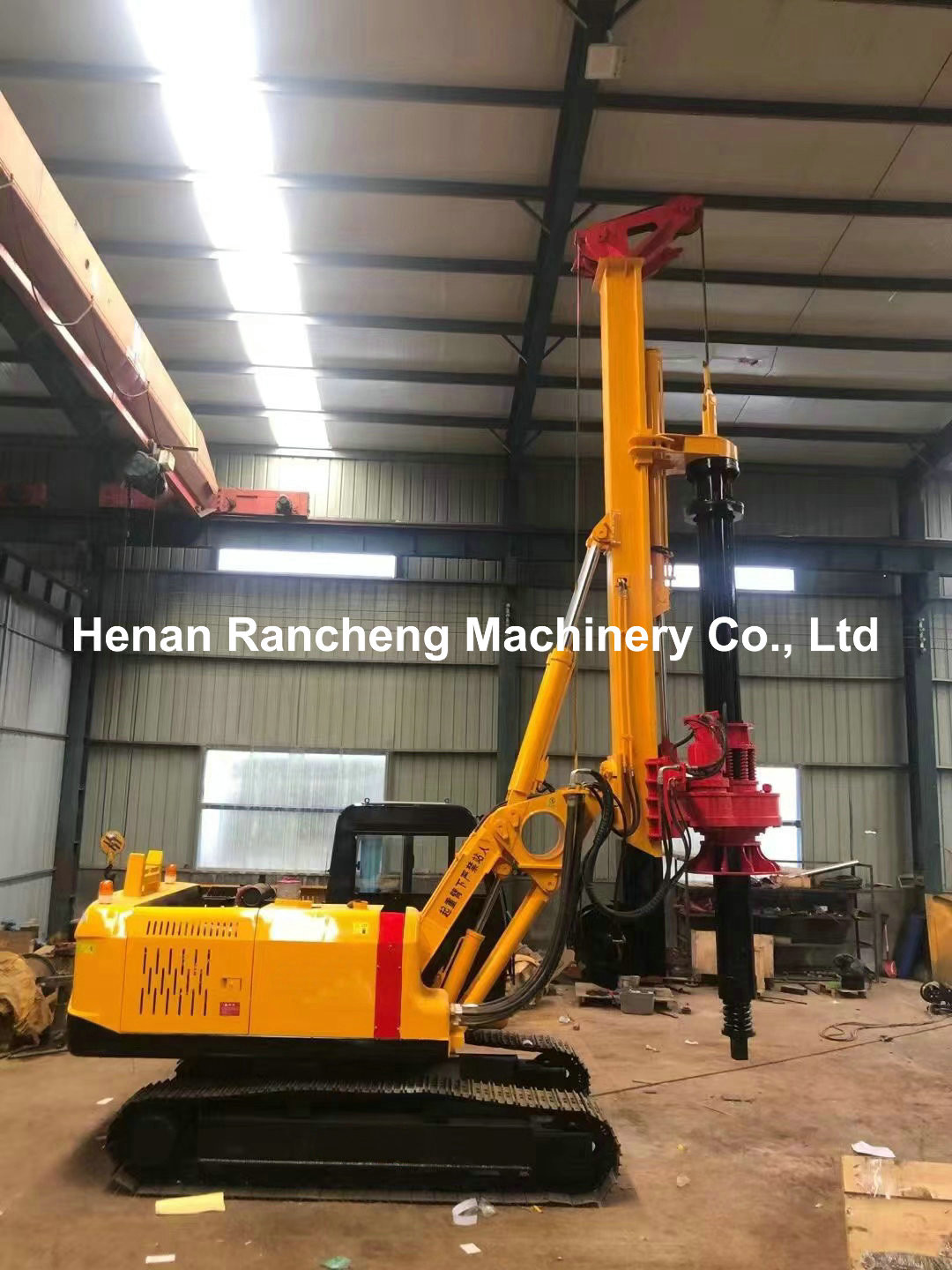 Hydraulic Bored Piling Rotary Drilling Rig 95KW Yuchai Engine 15m Piling Depth