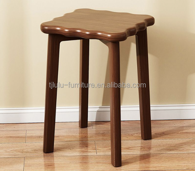 Rattan Cover Wooden Chair Space-Saving Design Solid Wood Frame 33*33*45cm Dining Chair