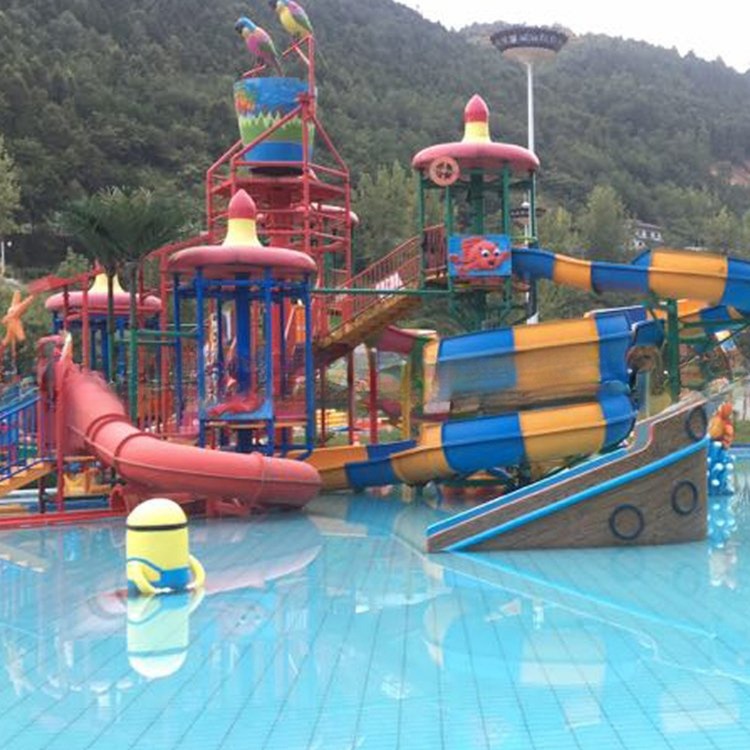 Colorful Large Water Park Equipment Fiberglass Water House for Sale