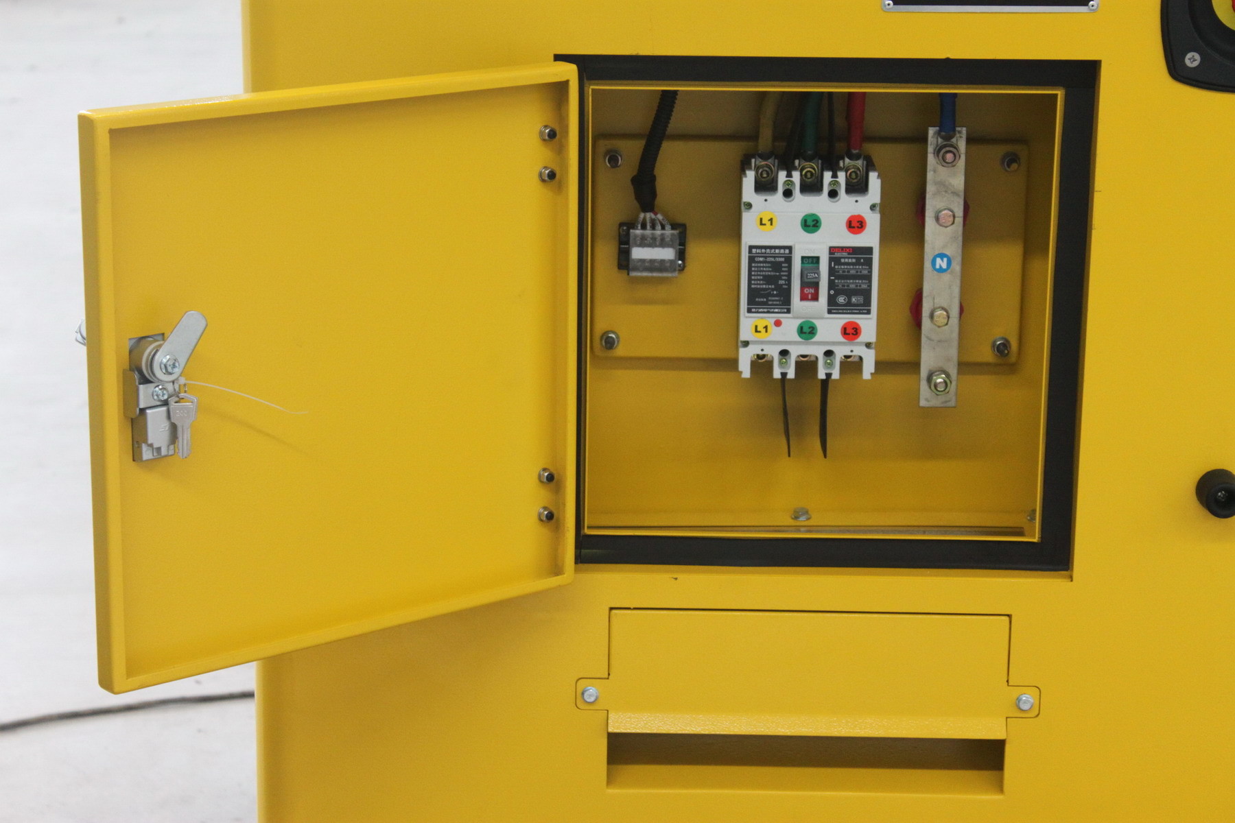 1500RPM 500KVA Silent Gen Set Cummins 400 Kw Diesel Generator QSZ13-G3