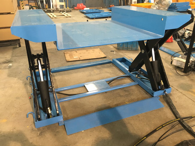 1.5t Low Profile Lift Table With Dock Leveler Scissor Hydraulic Pallet Lift Table