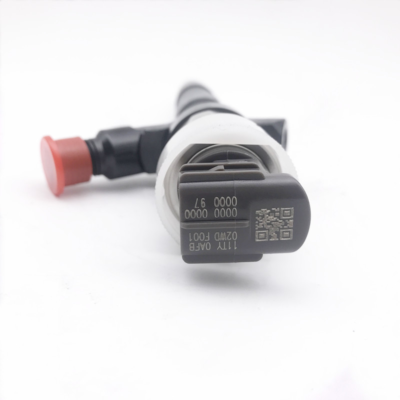 Auto Parts Diesel Injector 23670-0L050 Common Rail Fuel Injector parts 095000-8290 for TOYOTA Hilux Vigo 1KD-FTV 3.0L