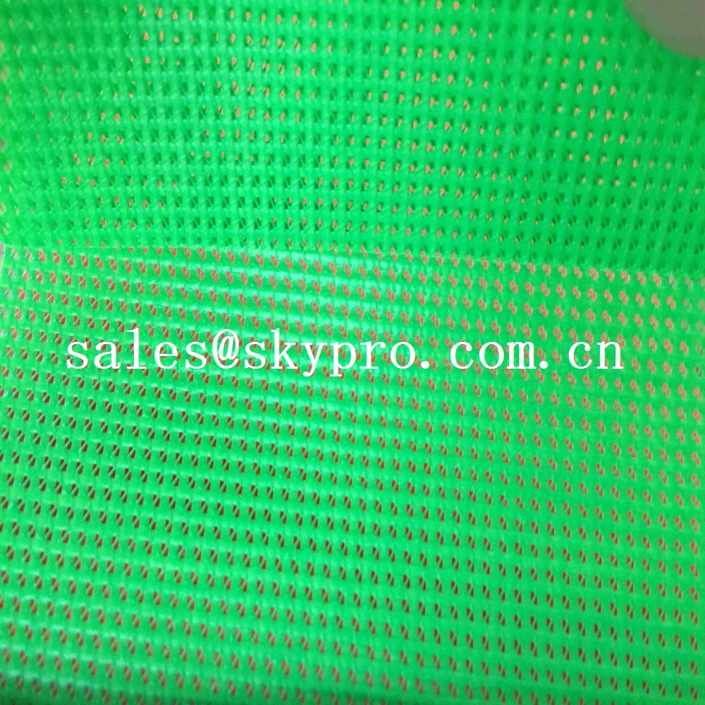 Tear-Resistant Plastic Sheet Fabric Eyelet Woven Green PVC Coated Fabric Plastic Mesh Fabric
