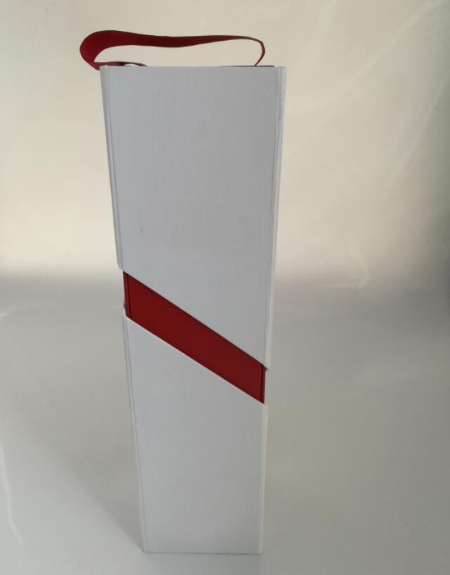 High End Rigid Wine Bottle Packging Box With Cushion Protection Inside And Ribbon Straps