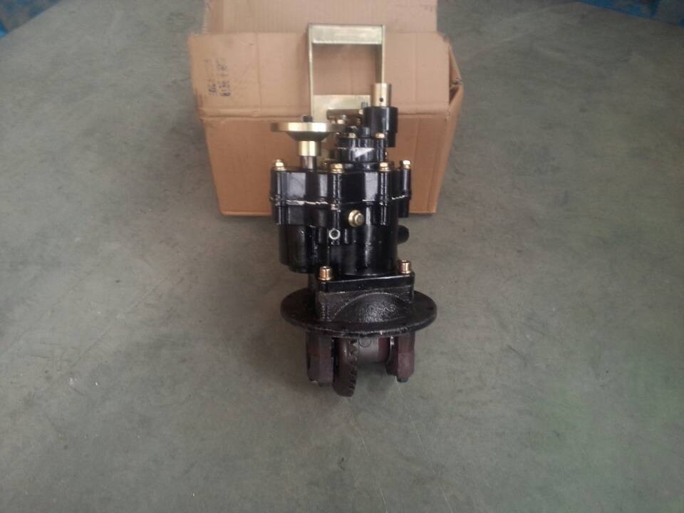 Reliable Forward Reverse Off Road Gearbox For XINYANG BMX XUV 300CC 4×2 Model