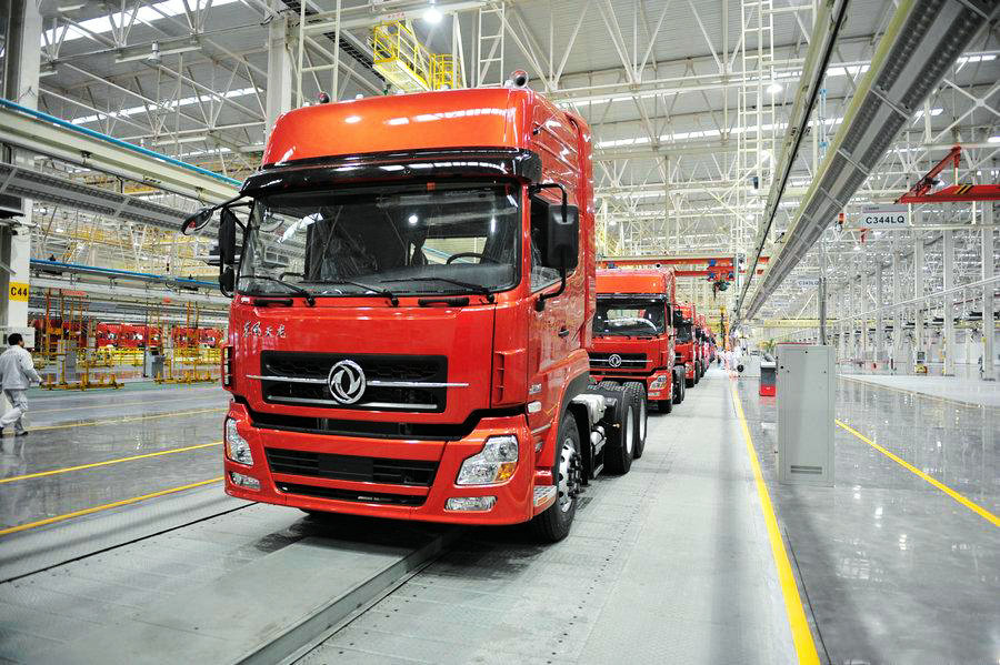 130HP Euro3 Dongfeng EQ6580PT Off-Road Prospecting Vehicle,Dongfeng Truck,Dongfeng Camions