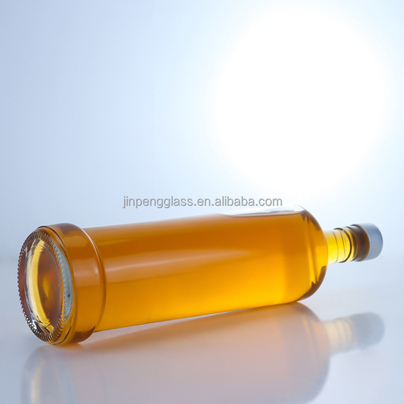 Custom Design 750ml Whisky Glass Bottle with Material and Clear or Customized Color