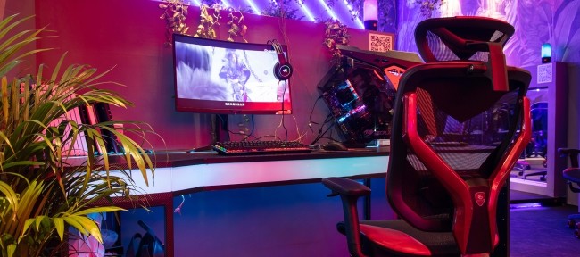Ergonomic Swivel Racing Chairs Adjustable Computer Chair Mesh Gaming Chairs