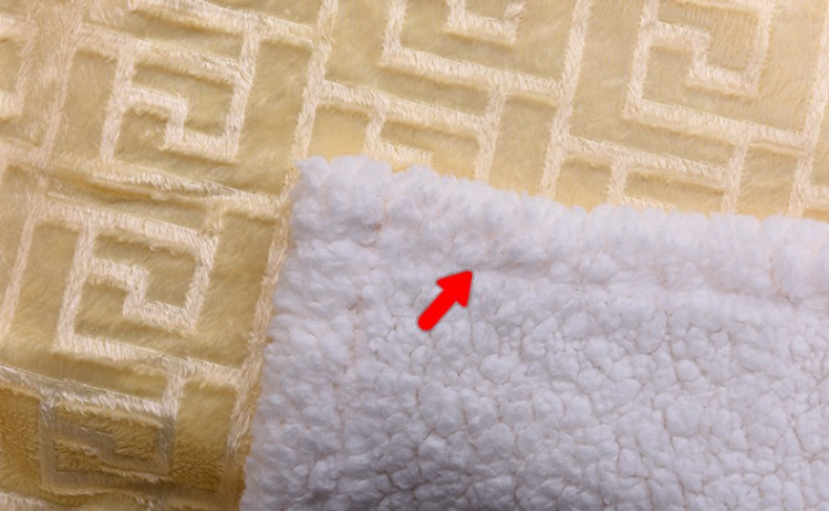 Solid Color Heavy PV Fleece Fake Fur Blankets And Throws Two Layers Anti - Pilling