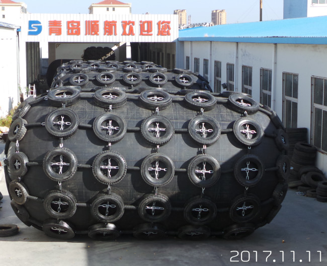 Sling Type Submarine Fender Boat Rubber 0.08mpa Marine Dock Fender
