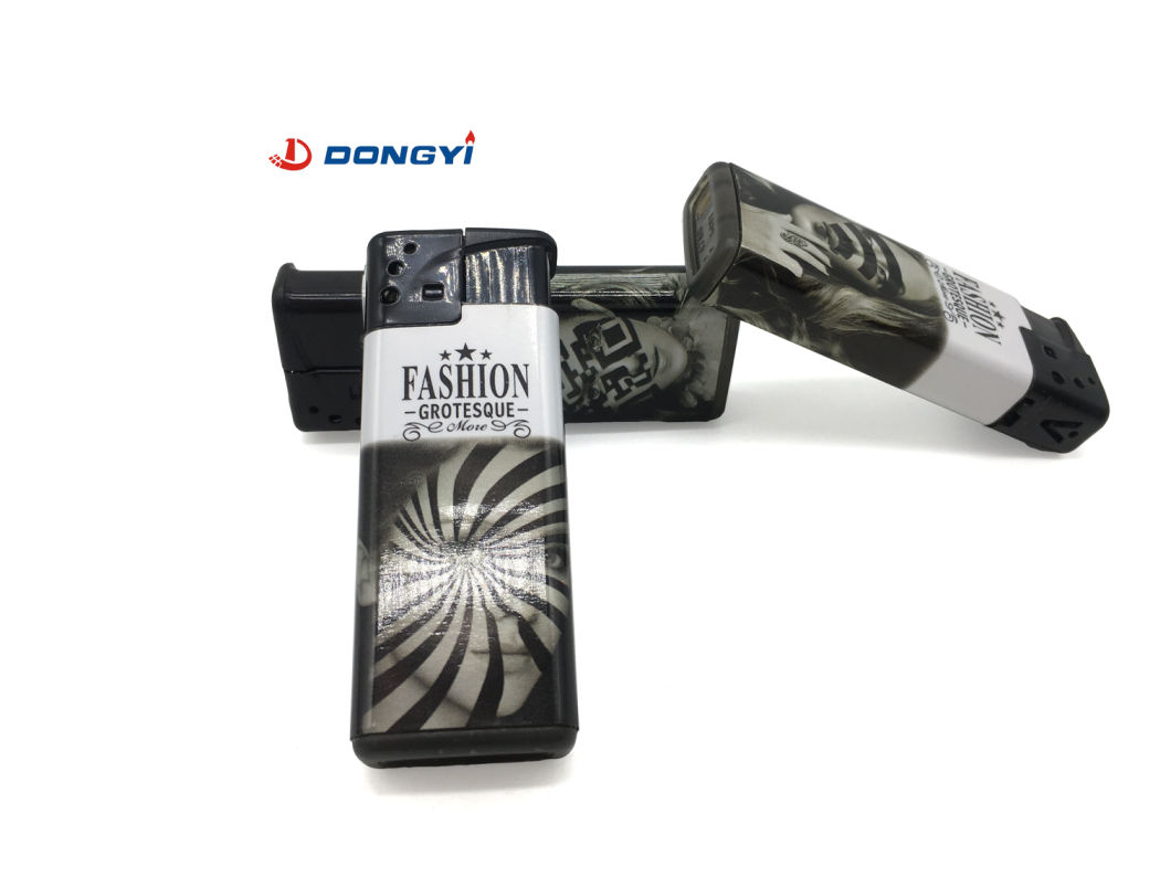 Black and White Vintage Style Customized Colorful Label Fashionable Cigarette Lighter for European and American