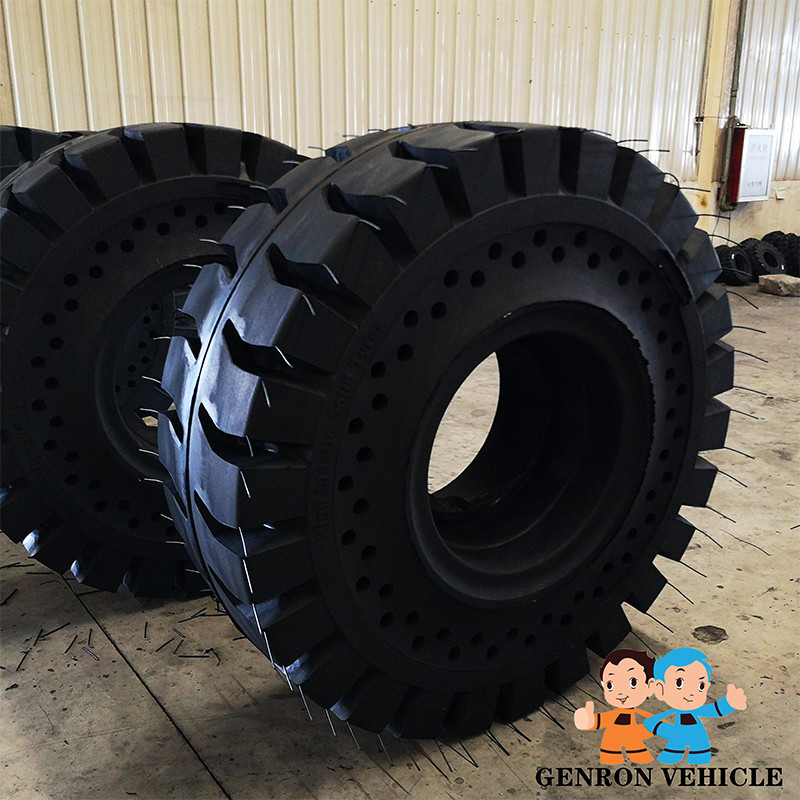 20 Plyrating Wheels Tubeless Tire 1750mm Coverall Diameter Engineering Tires 23.5-25