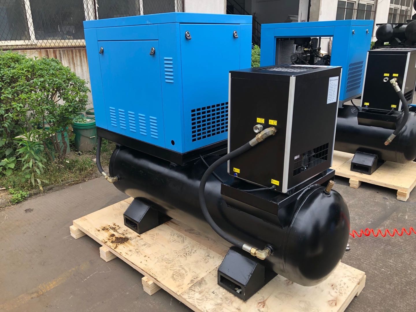 Energy saving compact 11kw ac screw air compressor