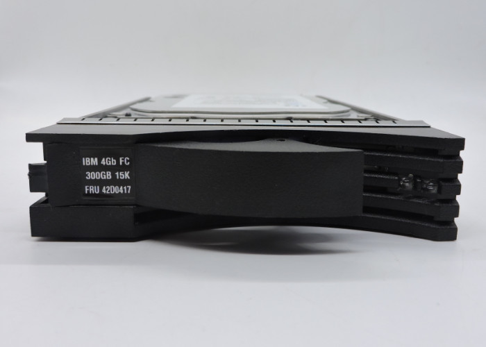 IBM Hard Disk 5415 4201 42D0410 42D0417 300G 15K FC DS4700 1 year warranty