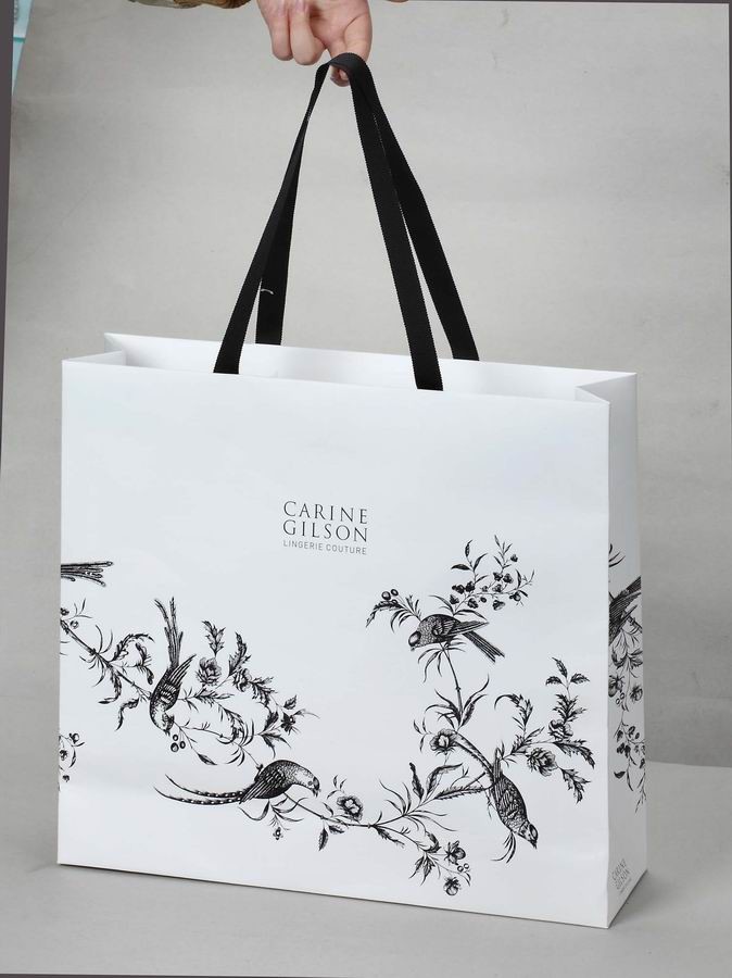 Hand made luxury customized shopping paper bag with cotton rope handle