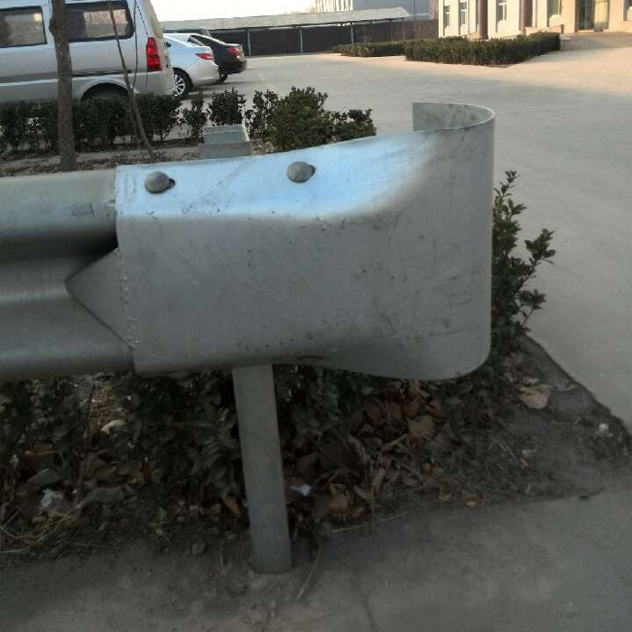 Q235 Q345 Hot Dip Galvanized Guardrail R End Wings for Highway in Customized Colors