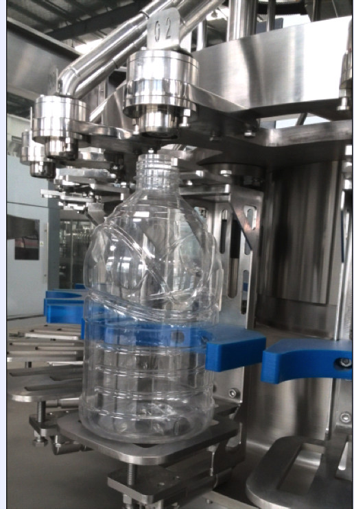 10l Water Bottling Line , Water Bottle Filling Machine 1200-8000bph Capacity
