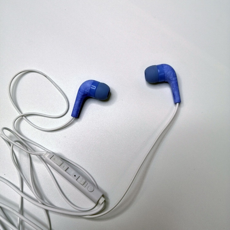 Ergonomic Noise Cancelling Wired Earphones Supra Aural