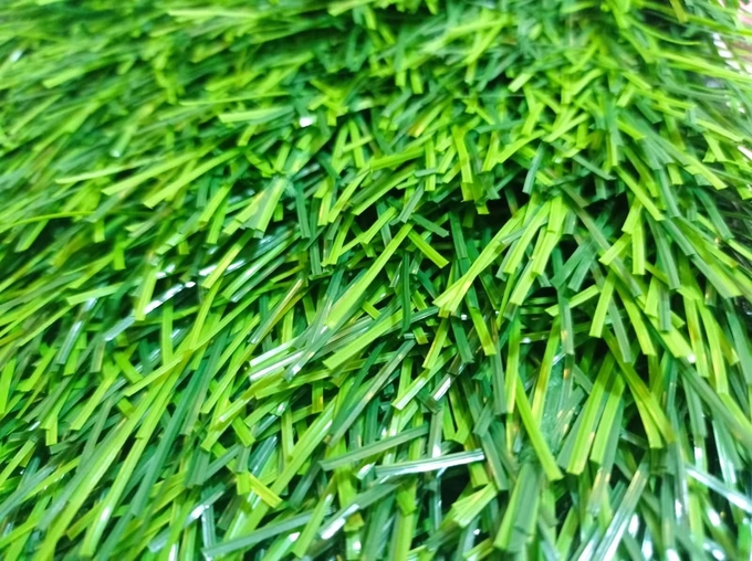 Synthetic Green Artificial Grass Turf 30mm For Garden Field Carpet