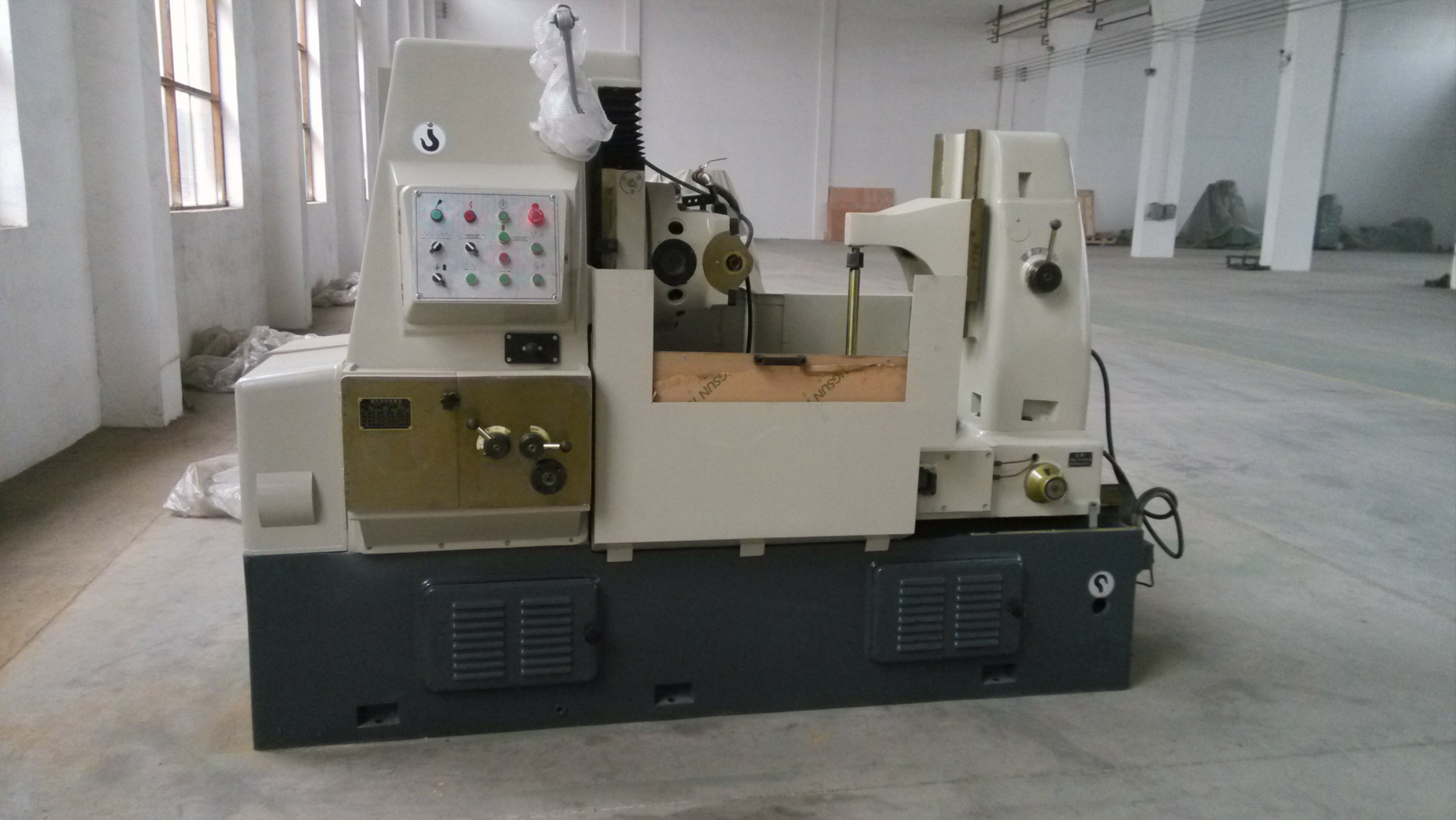High Precision Stability Gear Gear Hobbing Machine With A Tool Holder Rapid Movement