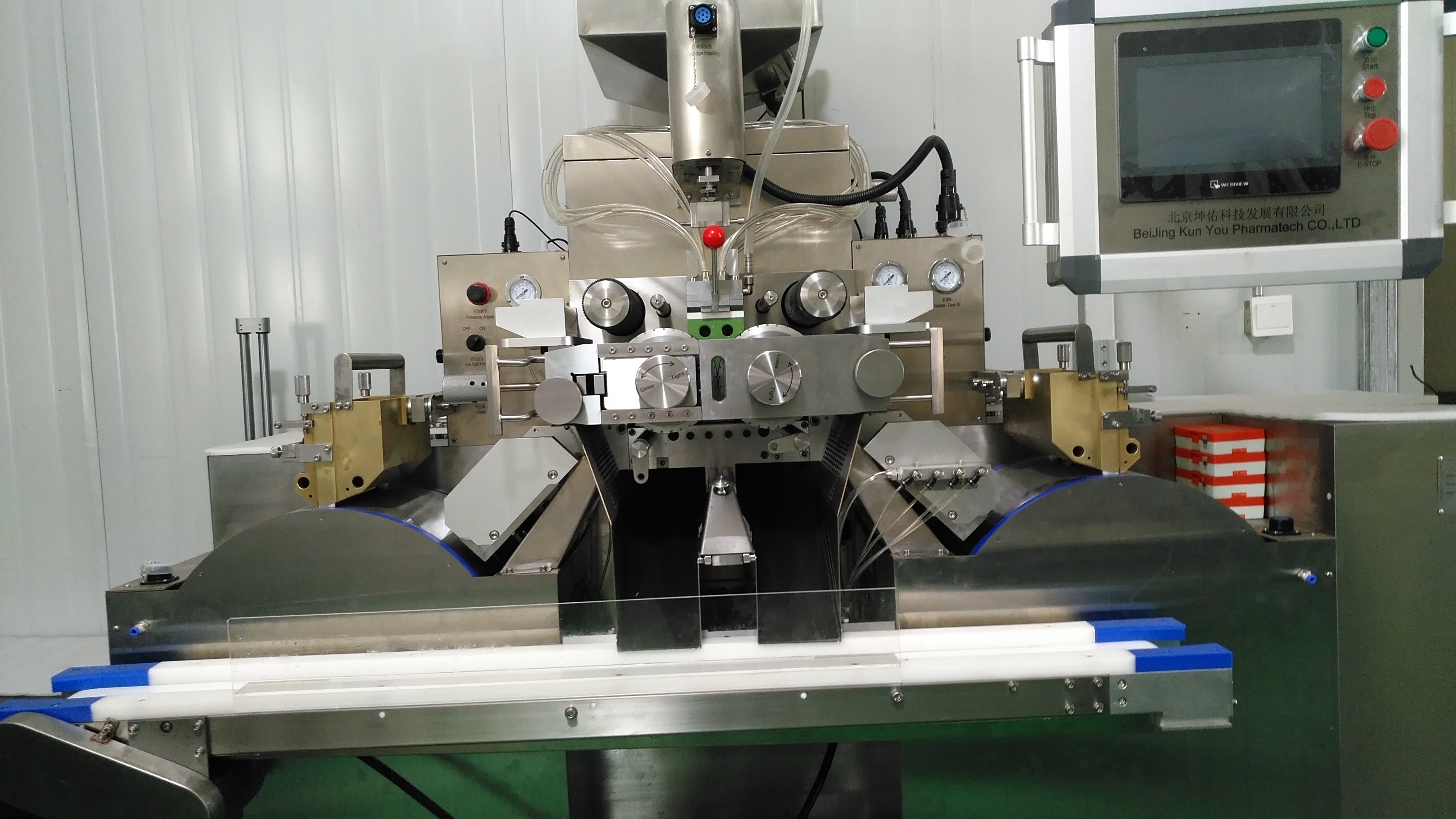 Large Scale 250mm Soft Gelatin Machine Oil And Paste Filling Into Capsule