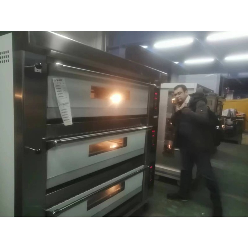Automatic Commercial Bread Slicer 12mm Bread 0.18kW Toast Cutting Machine
