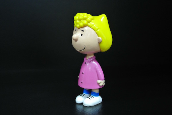 Lovely Sally Girl Small Plastic Figures With Yellow Hair Customized Material