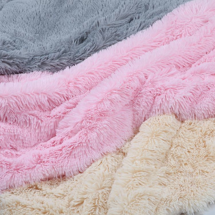 Polyester Pure Color Faux Fur Fleece Blankets , Blush Faux Fur Blanket 200*220cm