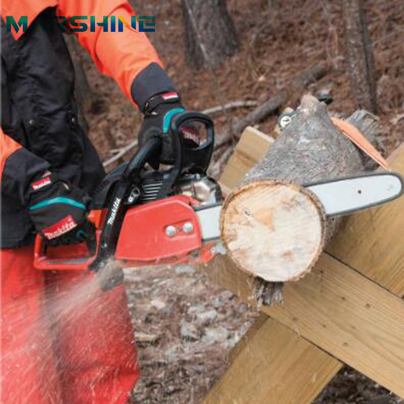 Petrol Chain Saw Cutting Wood Gas-Powered Chainsaw 25cc 2-Stroke