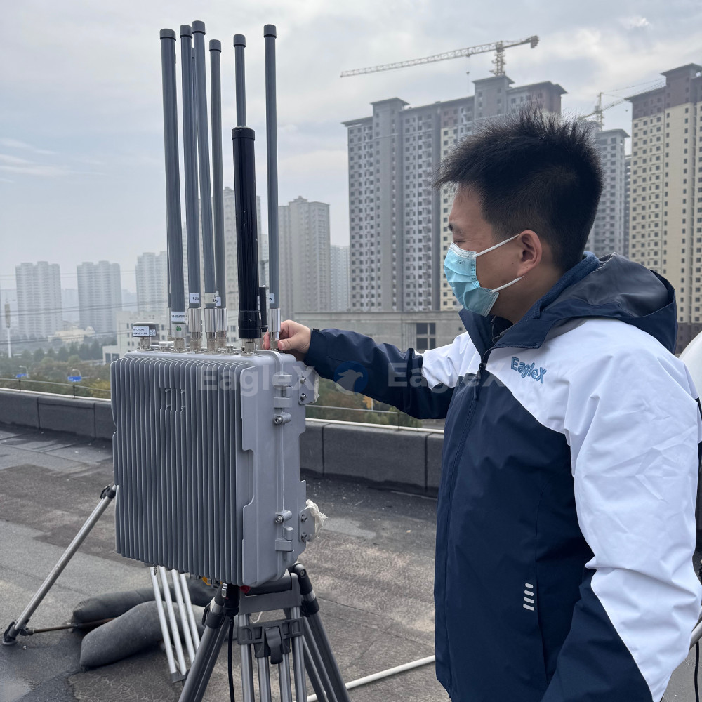 1-3KM Anti Drone Defense Drone with GPS L1 Spoofing for Airport Prison Border Security and Power Plant Security Solutions