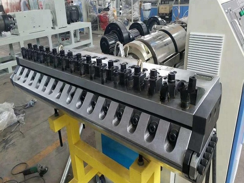 Popular Machinery PP PE ABS PMMA Sheet/Board Production Line