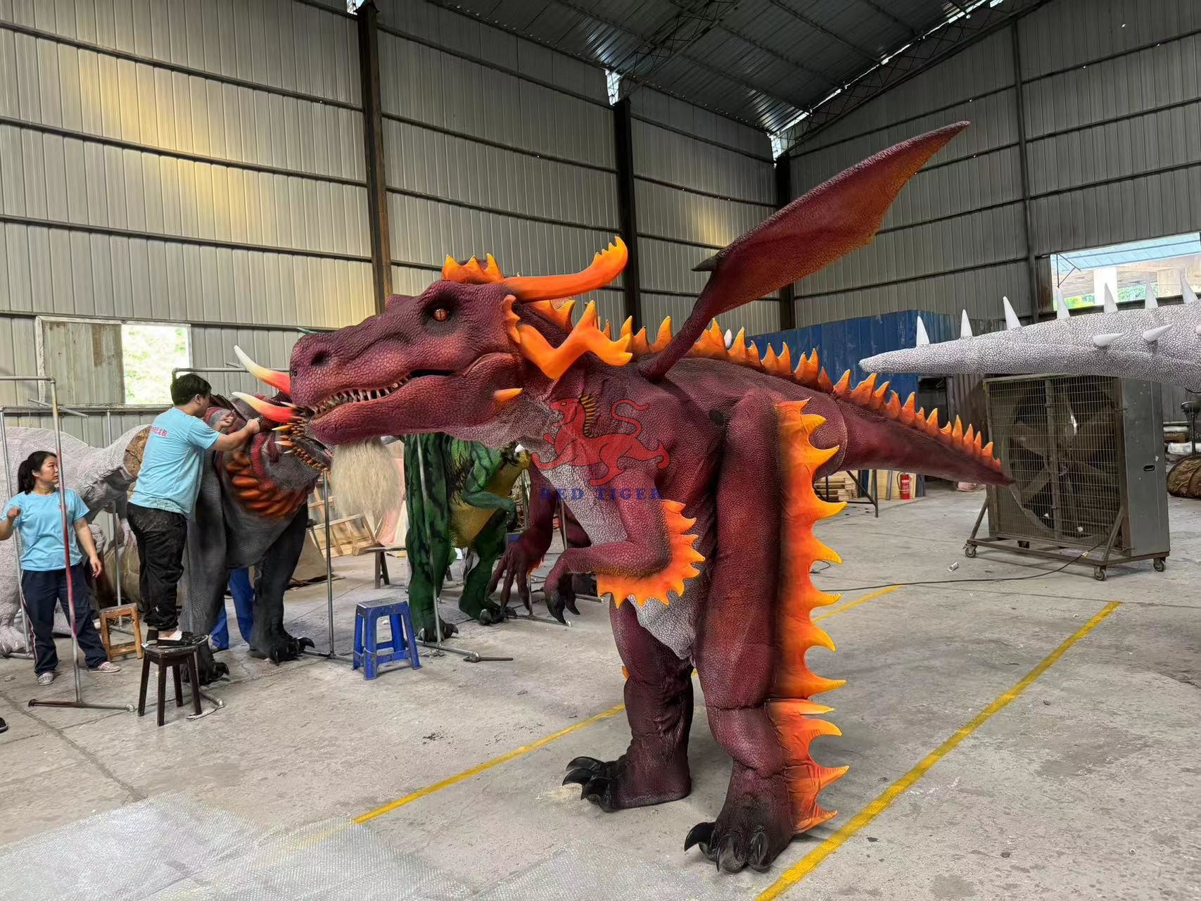 Theme Park Exhibitions Realistic Animatronic Dragon Costume 12 Months Warranty