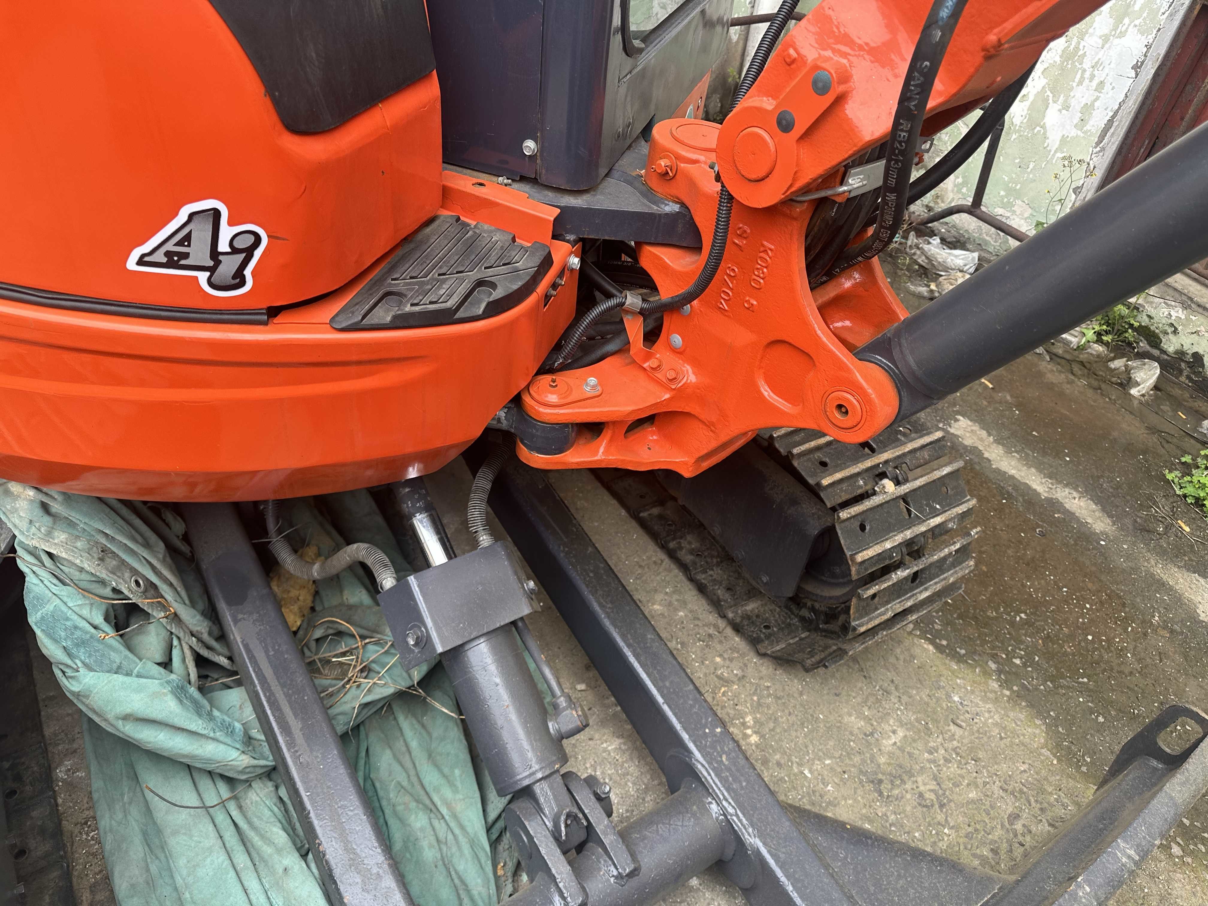 Secondhand Kubota Digger U35 Used 3.5ton Small Type Mini Crawler Excavator