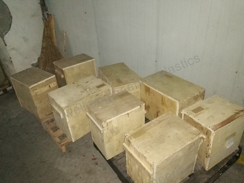 Plastic Moulding Dies Used On Single Screw Machine For Heat Insulation Strips Production