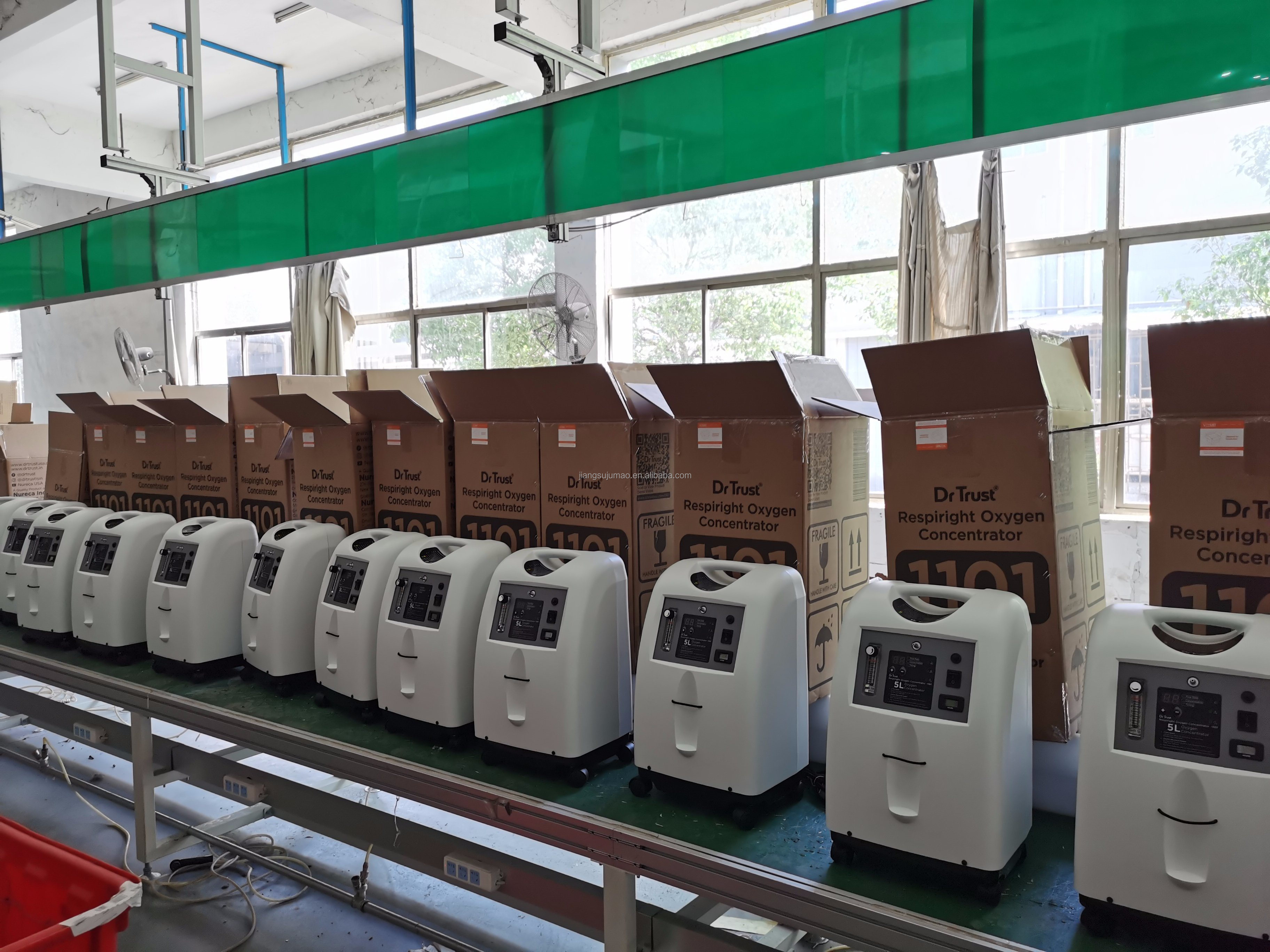 Best 5L 96% High Purity Density Oxygen Concentrator Medical Grade Class II Oxygen Concentrator with CE Certification