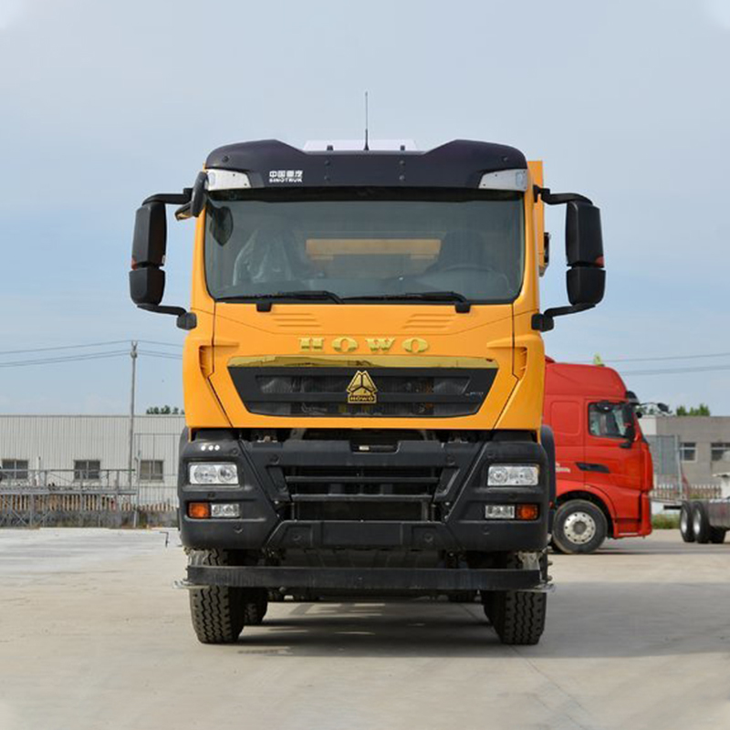 440hp HOWO Dump Truck 8x4 Tripper Truck 40 Ton 12 Wheels with Manual Transmission