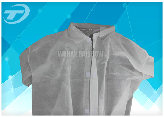 Medical Disposable Lab Coats Breathable Non woven With Shirt Collar Knitted Cuff