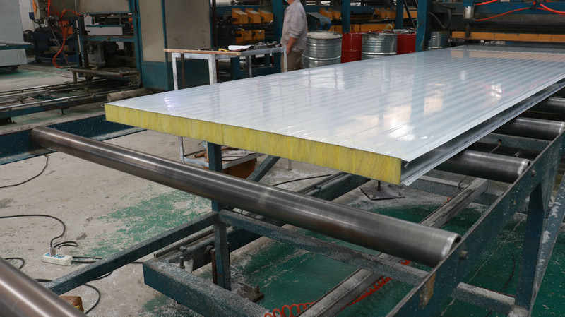 Fireproof Wall Roof 200mm Glass Wool Sandwich Panel